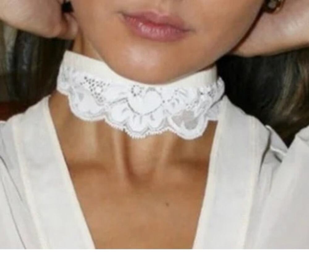 We Are HAH Lace Choker /‎ Garter Size Medium White/Cream All Choked Up in Blanc